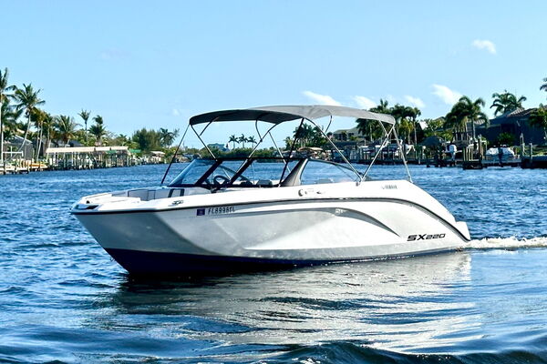 NEU! Yamaha SX220 Jet Boot