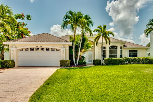 Vorherseite der Villa Blue Lagoon