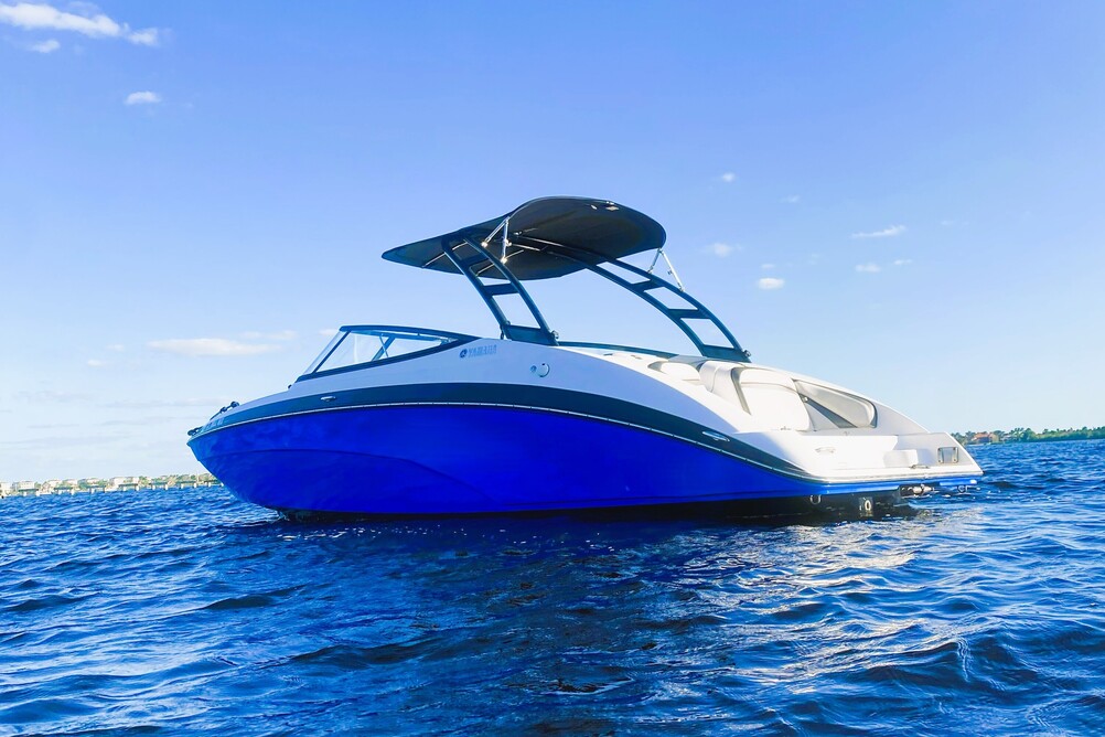 Yamaha AR240 Jet Boat