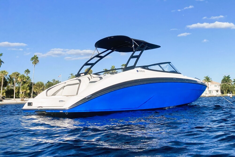 Yamaha AR240 Jet Boat