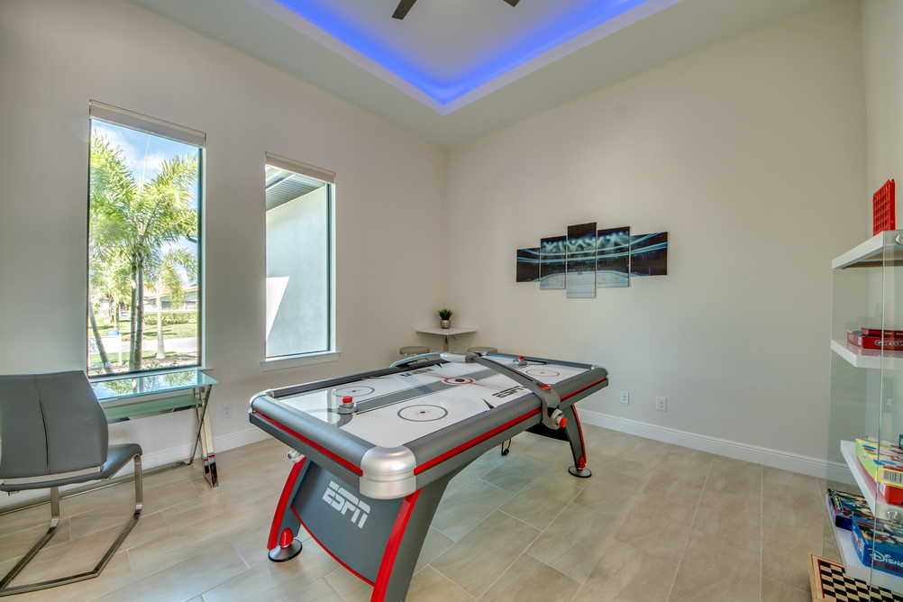 Game Room in der Villa Aesthetic