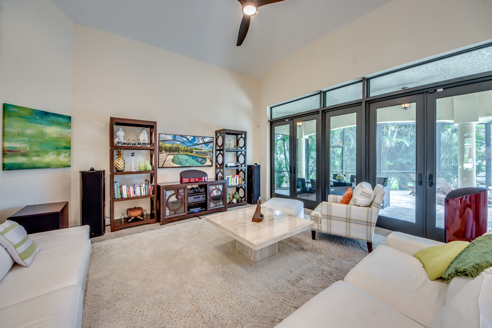 Wohnbereich in der Villa Regency in Cape Coral, Florida