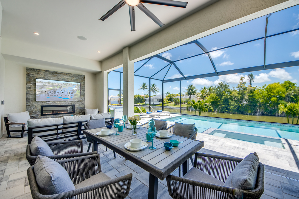 Villa Sunrays